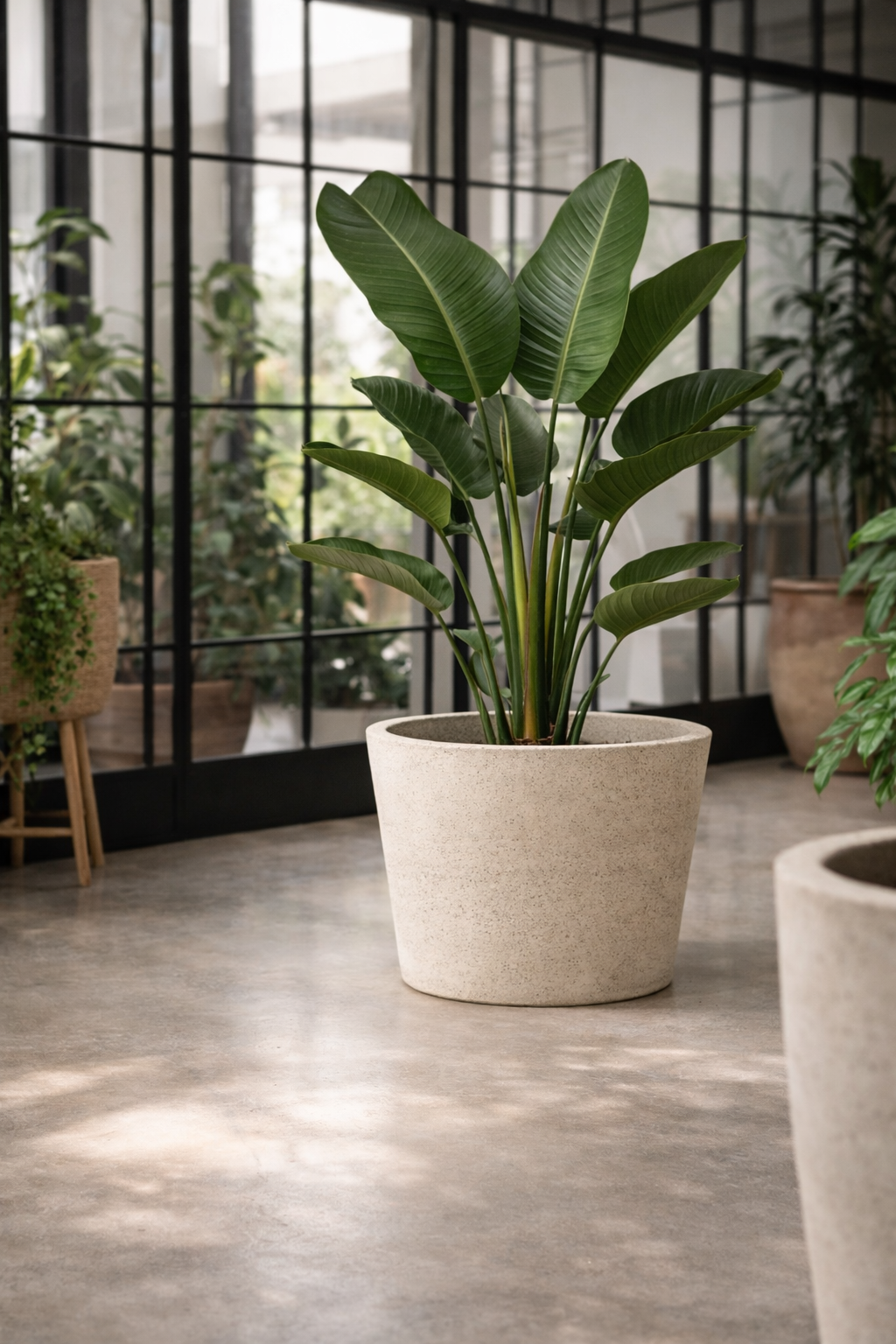 Cache-pot Beige Patiné – Grand cache-pot décoratif en fibre de pierre