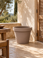 Lira Taupe – XXL stone-effect pot – Ø65 / Ø75 cm