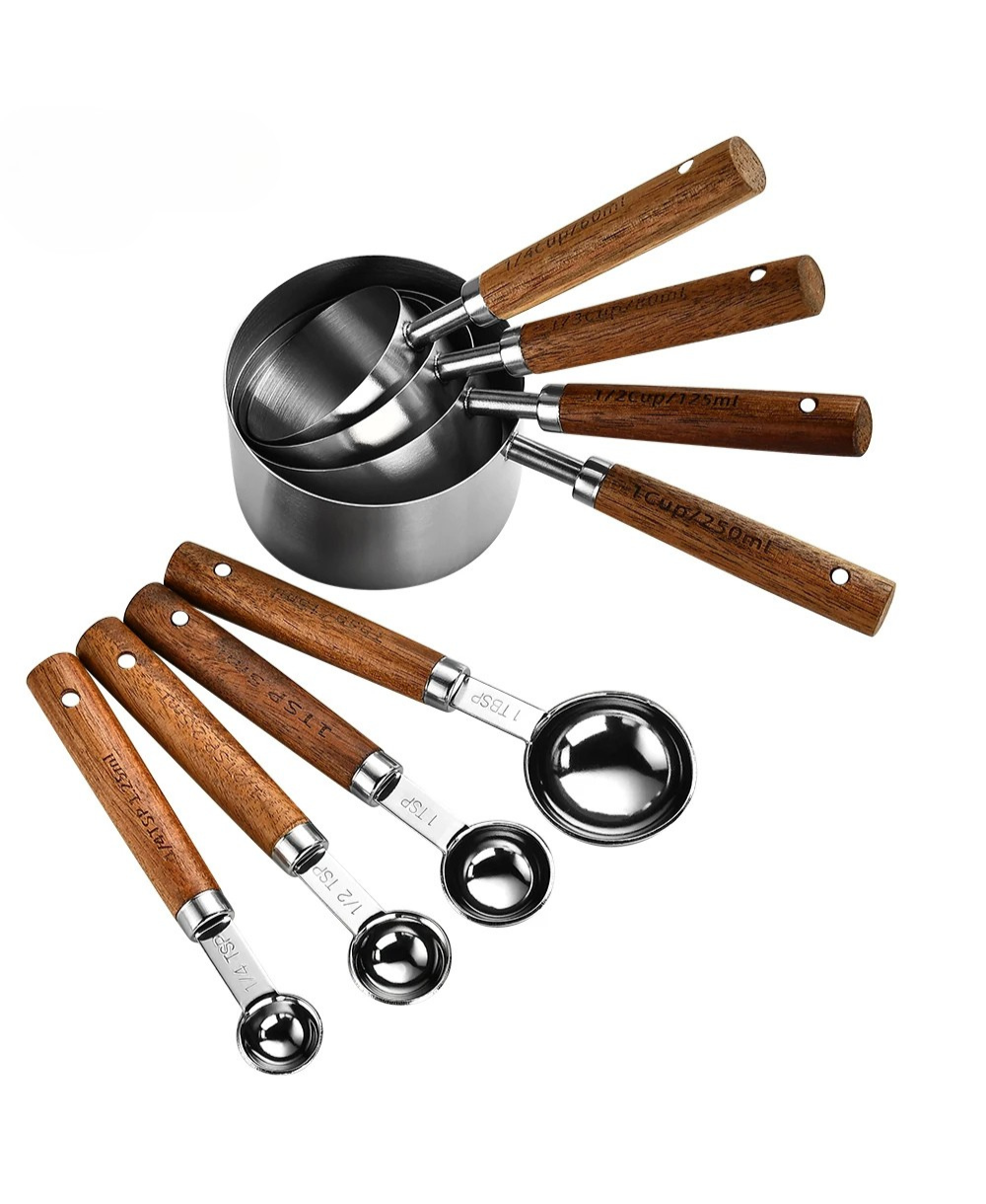 Ensemble de 8 cuillères et tasses à mesurer – Acier inoxydable doré/argenté avec manche en bois